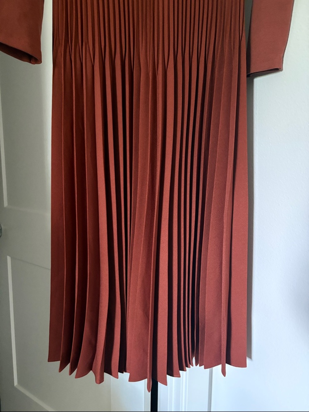 EUC [Uniqlo] Pleated Long Sleeve Combination Tiered Flared Dress Brown Women’s M - Picture 10 of 14